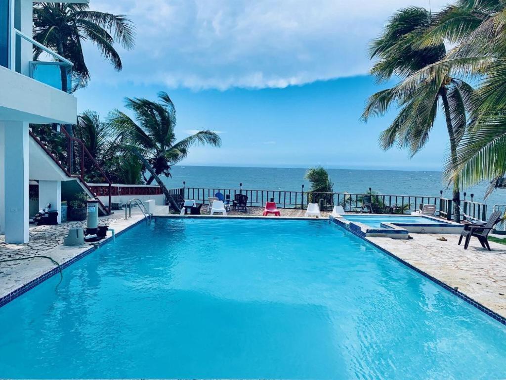 Ventana Va201 At Arecibo 681 Arecibo Ocean Drive Exterior foto